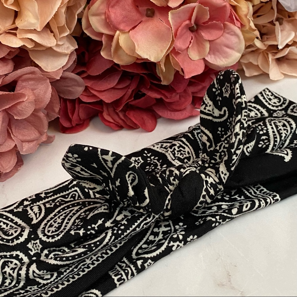3/$28 Black Bandana Stretchy Bowknot Headband - Picture 7 of 16